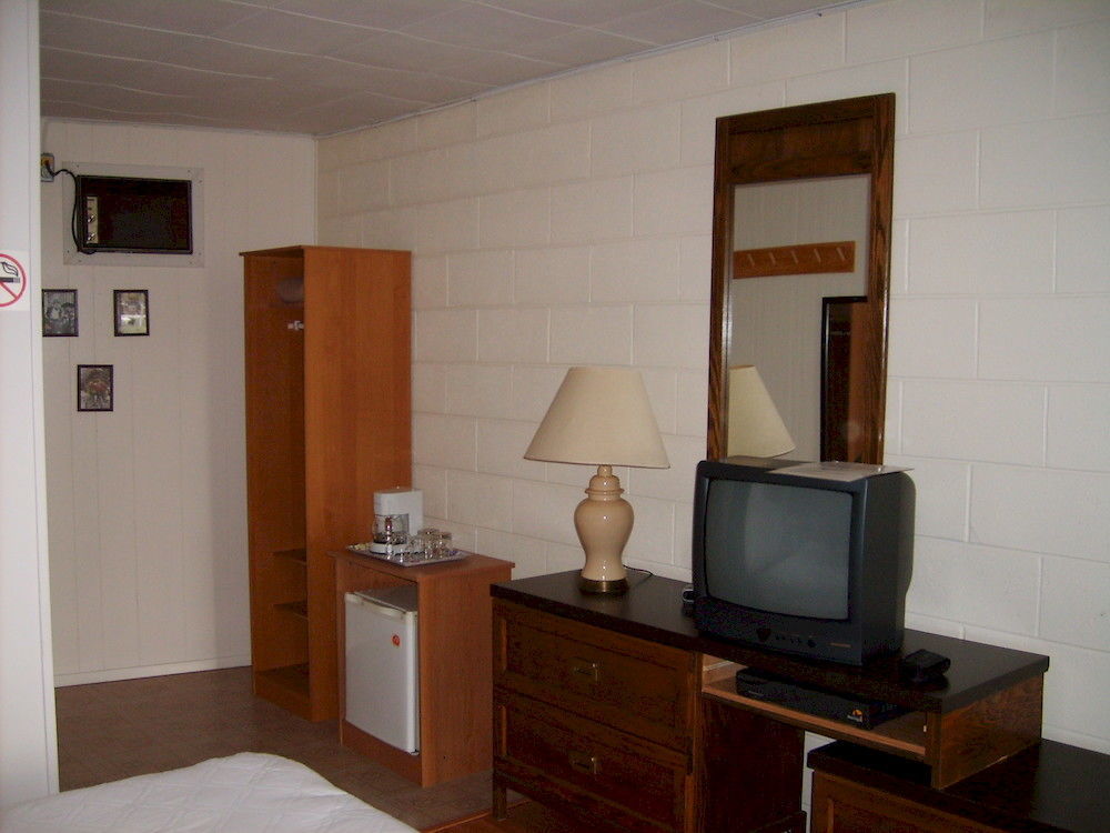 Capricorn Motel Royale 1000 Islands Lansdowne Esterno foto